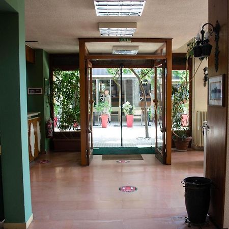Egnatia Hotel Ioannina Ngoại thất bức ảnh